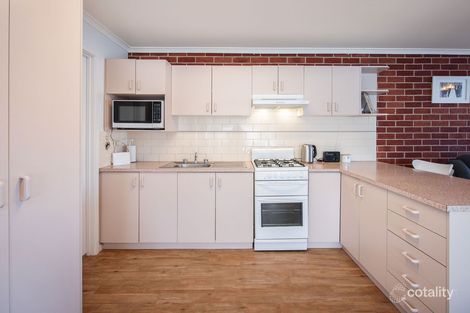Property photo of 2/3 Amalfi Drive Lavington NSW 2641
