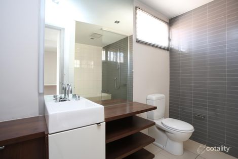 2/369 Drummond St, Carlton, VIC 3053