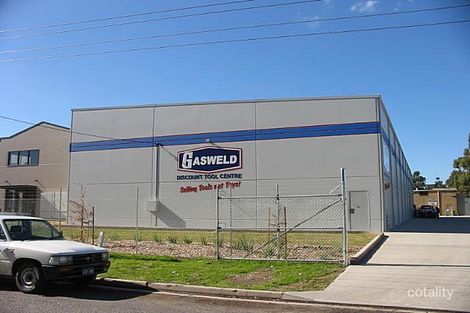 21 Ace Cres, Tuggerah, NSW 2259