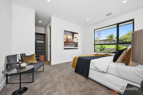 Property photo of 4 Mayfair Drive Ferntree Gully VIC 3156