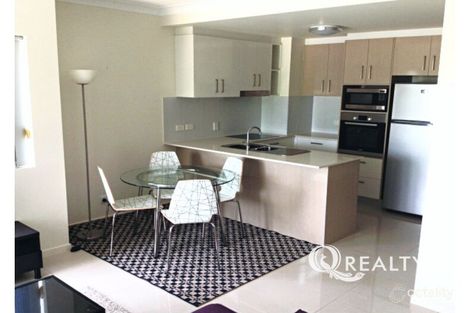 Property photo of 1/188 Gladstone Road Highgate Hill QLD 4101