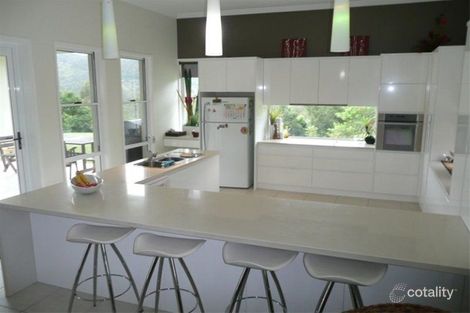 Property photo of 2 Ironbark Court Wongawallan QLD 4210