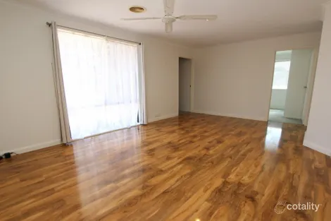 Property photo of 88 Castleton Crescent Gowrie ACT 2904