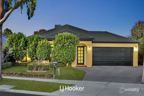 Property photo of 14 Formby Place Cranbourne VIC 3977