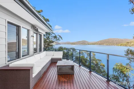 Property photo of 44 Milsons Passage Milsons Passage NSW 2083