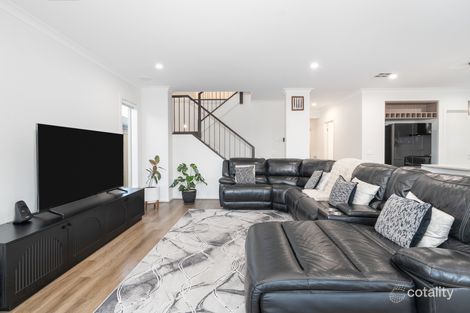 Property photo of 12 Allansford Crescent Armstrong Creek VIC 3217