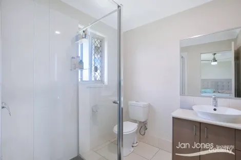 Property photo of 21 Grassdale Crescent Morayfield QLD 4506