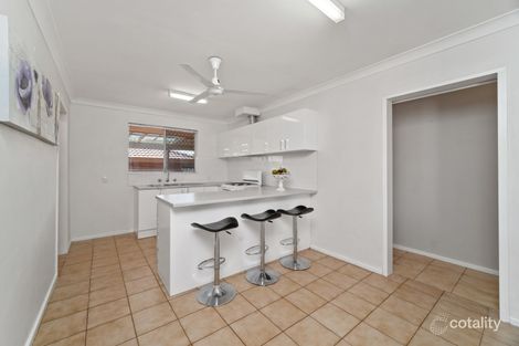 Property photo of 19 Ellesmere Road Swan View WA 6056