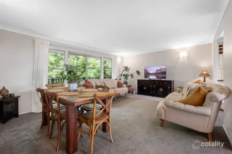 Property photo of 33 Coach House Place Kurrajong Heights NSW 2758