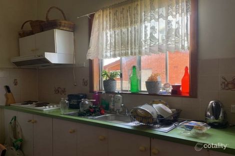 9 North St, West Kempsey, NSW 2440