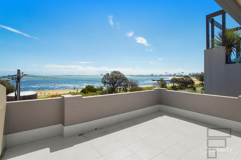 Property photo of 5/23 Marine Parade St Kilda VIC 3182