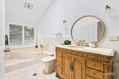 Property photo of 11 Woodward Place St Ives NSW 2075