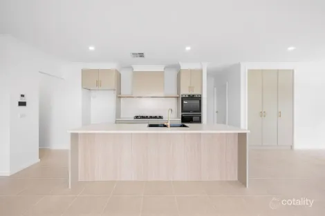 Property photo of 28 Milan Drive Irymple VIC 3498