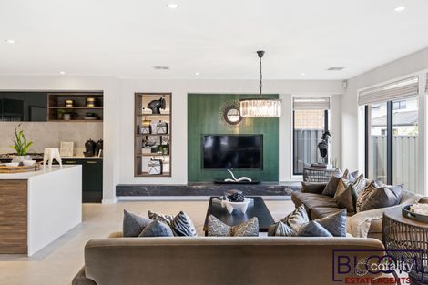 23 Sentinel Pde, Truganina, VIC 3029