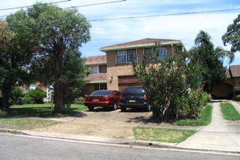28 Cameron Ct, Merrylands West, NSW 2160