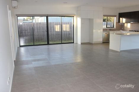 Property photo of 1/5 Claire Court Hastings VIC 3915