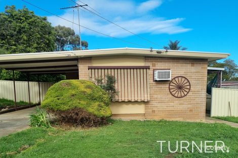 17 Cynthia St, Para Hills, SA 5096