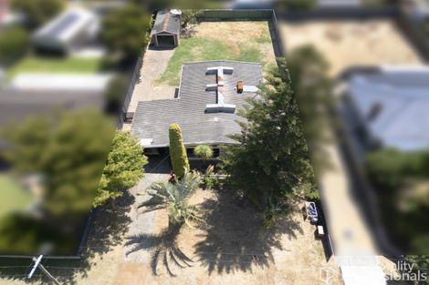 Property photo of 5 Warren Road Maida Vale WA 6057