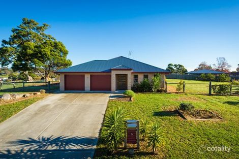 Property photo of 6 Glen Mia Drive Bega NSW 2550