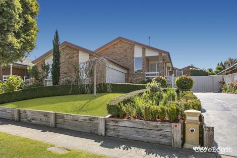 Property photo of 134 Bemersyde Drive Berwick VIC 3806