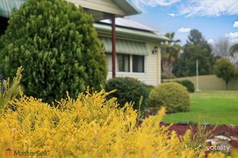 45 Cross St, South Gundagai, NSW 2722