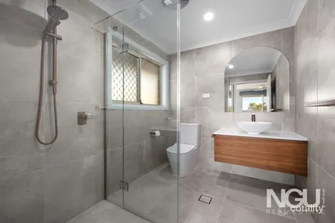 Property photo of 79 Willowtree Drive Flinders View QLD 4305