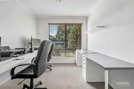 Property photo of 75 The Parkway Pakenham VIC 3810