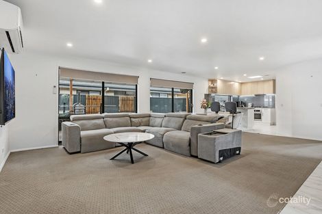 Property photo of 75 The Parkway Pakenham VIC 3810