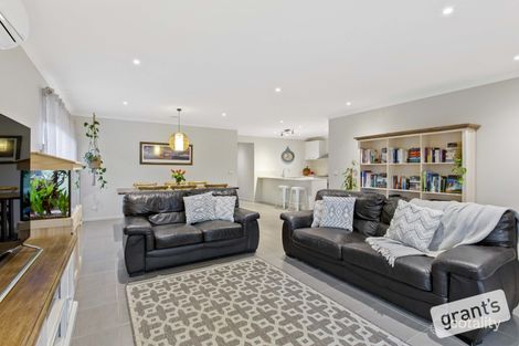 Property photo of 21 Lexington Crescent Officer VIC 3809