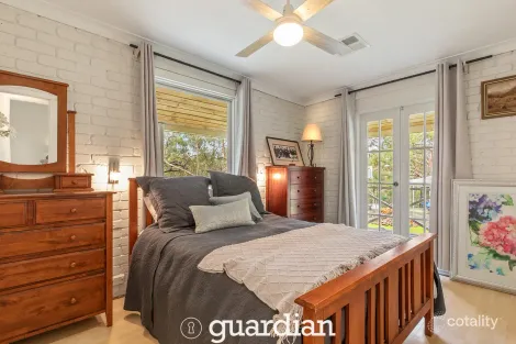 Property photo of 10 Hurst Place Glenorie NSW 2157