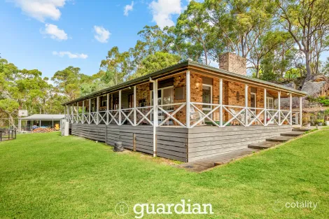 Property photo of 10 Hurst Place Glenorie NSW 2157