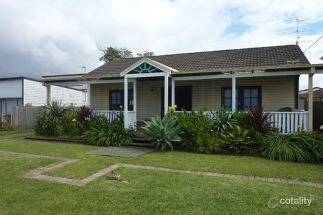 Property photo of 4 Kareela Road Woonona NSW 2517