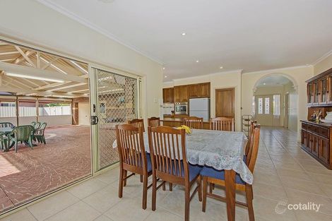 Property photo of 16 Franklin Place Caroline Springs VIC 3023