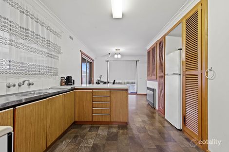 Property photo of 4 Waldemar Street Wendouree VIC 3355