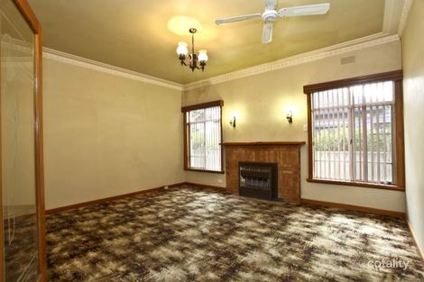 Property photo of 11 College Crescent Flora Hill VIC 3550