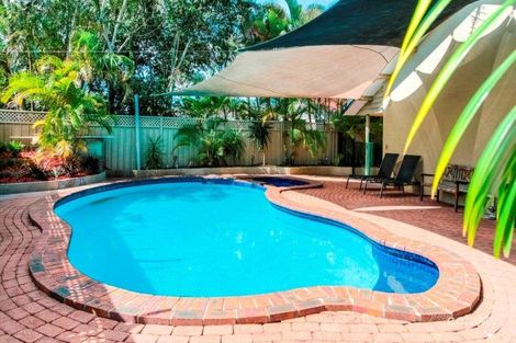 Property photo of 4 Mackay Close Bundall QLD 4217