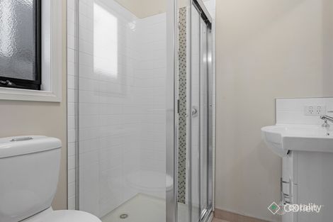 Property photo of 4/6 Granholm Grove Harkness VIC 3337