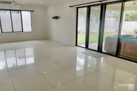 Property photo of 33 Carter Close Smithfield QLD 4878