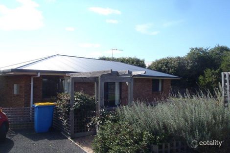 2 Medeas Cove Rd, St Helens, TAS 7216