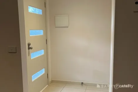 Property photo of 4/231 Princes Highway Werribee VIC 3030