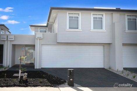 8 Fairmont Cres, Fraser Rise, VIC 3336