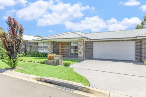 4b Manorina Pl, Tahmoor, NSW 2573