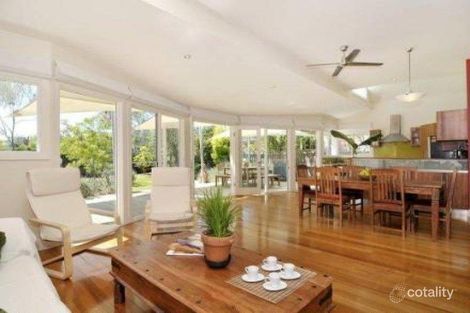 Property photo of 11 Riverview Grove Alphington VIC 3078