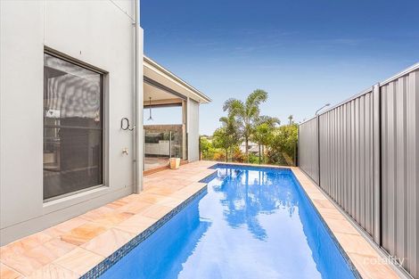 Property photo of 8 Skyline Crescent Carindale QLD 4152