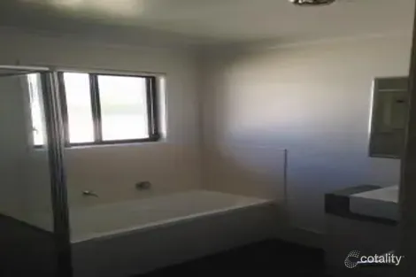 Property photo of 2/15 Alfred Street Dalby QLD 4405