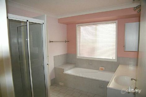 Property photo of 12 Murray Close Albion Park NSW 2527