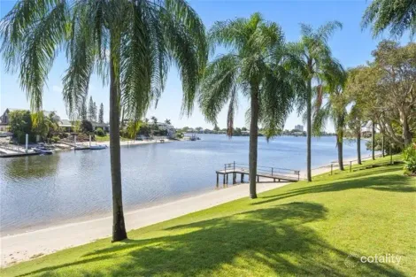 5/111 Markeri St, Mermaid Waters, QLD 4218