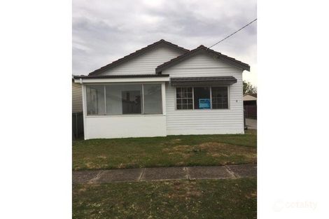 8 Poitrel St, New Lambton, NSW 2305