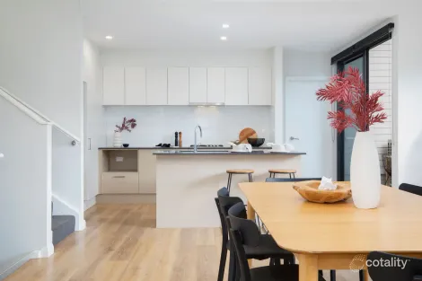 Property photo of 27 Fettlers Loop Whitebridge NSW 2290