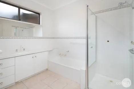 Property photo of 3/147 Wendouree Parade Lake Wendouree VIC 3350